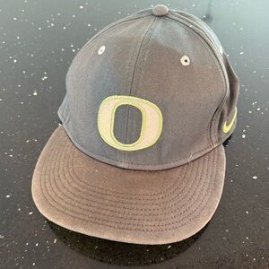 Nike Black and Neon Oregon Ducks Hat